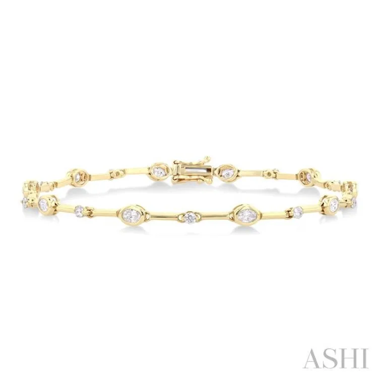1 1/3 ctw Bezel Set Oval and Round Cut Diamond Bar Link Bracelet in 14K Yellow Gold