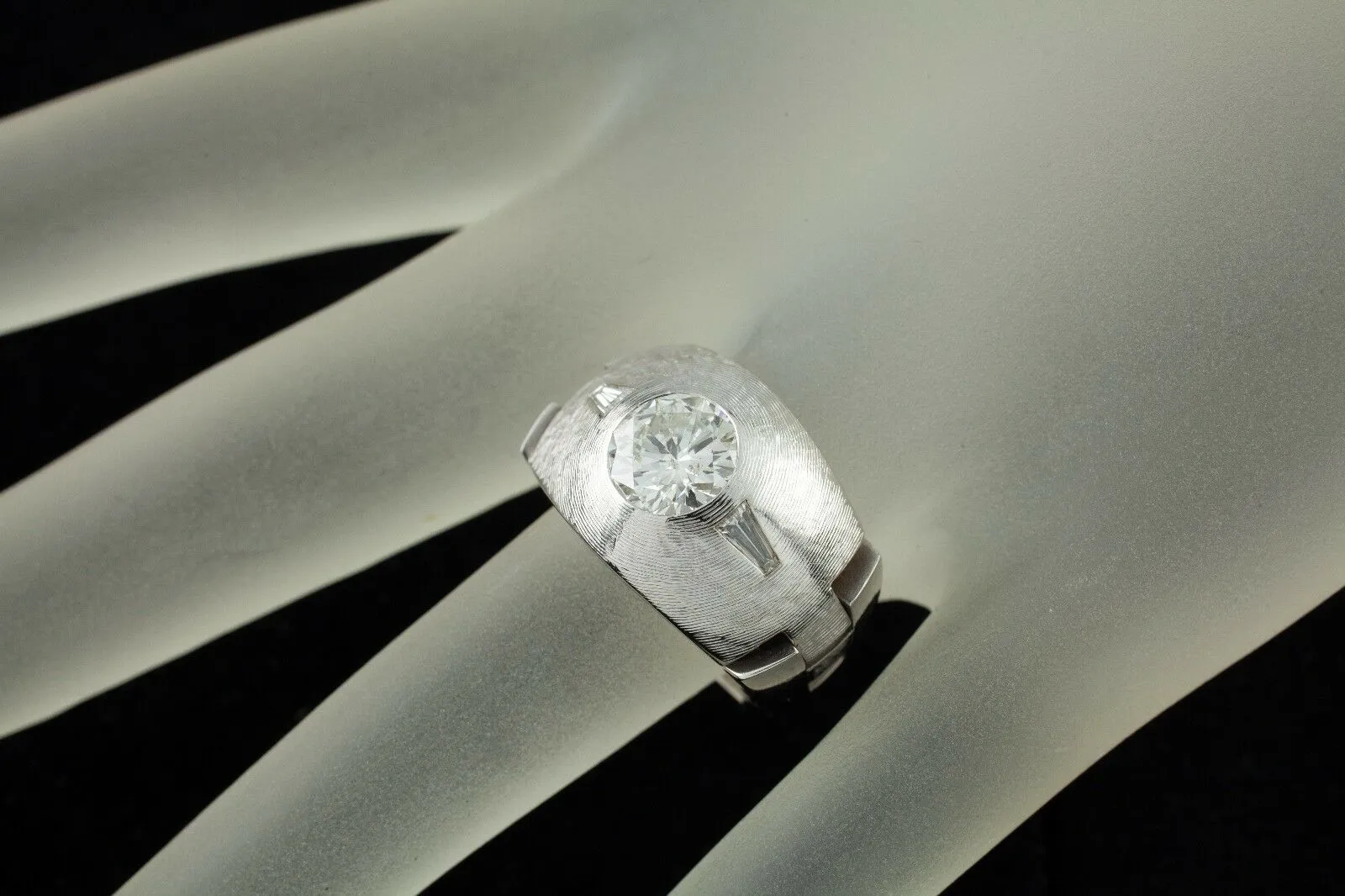 1.30 Carat Diamond 14k White Gold Men's Solitaire Flex Ring Size 7