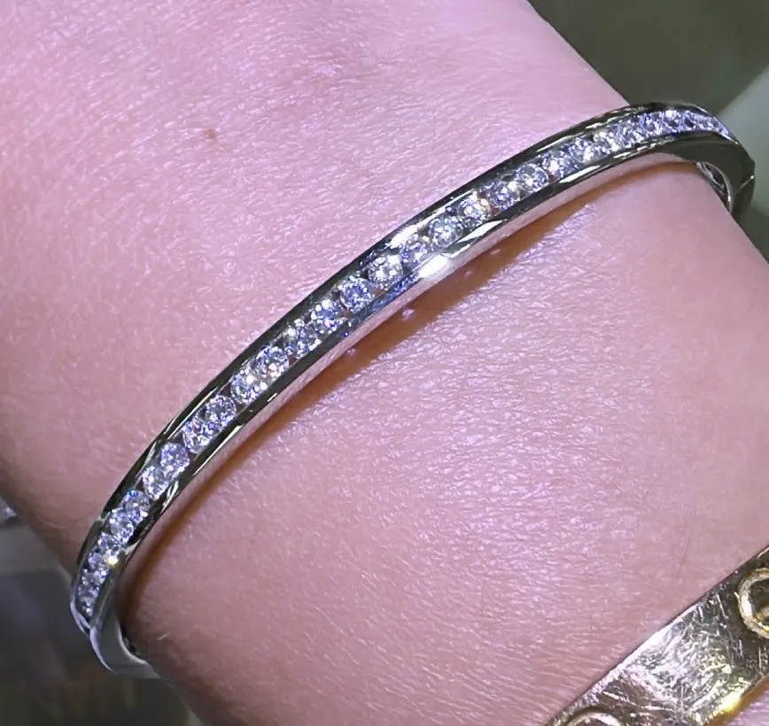 1.37ct tw Diamond White Gold Bangle Bracelet