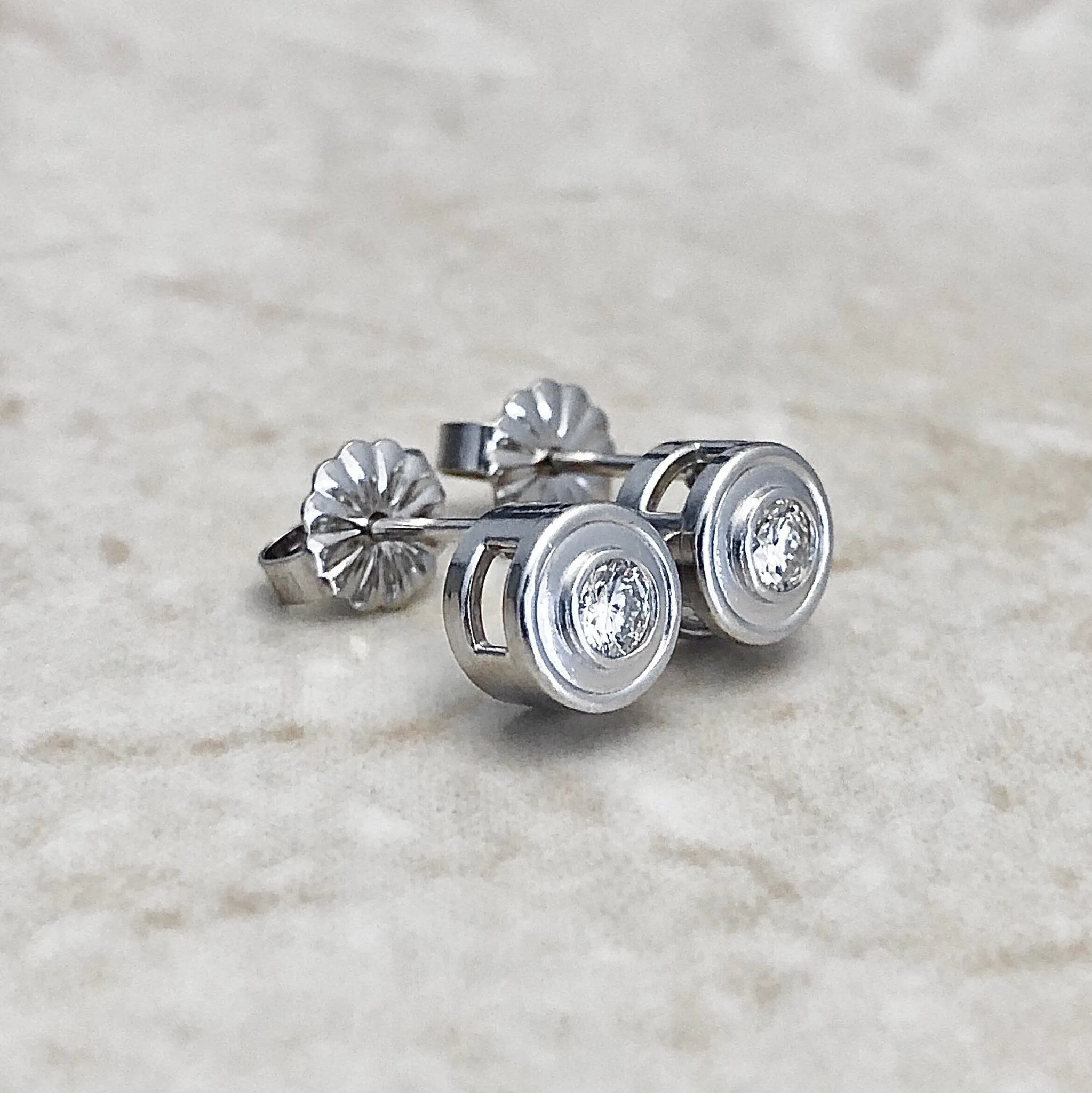 14 Karat White Gold Bezel 0.20 Carat Diamond Stud Earrings