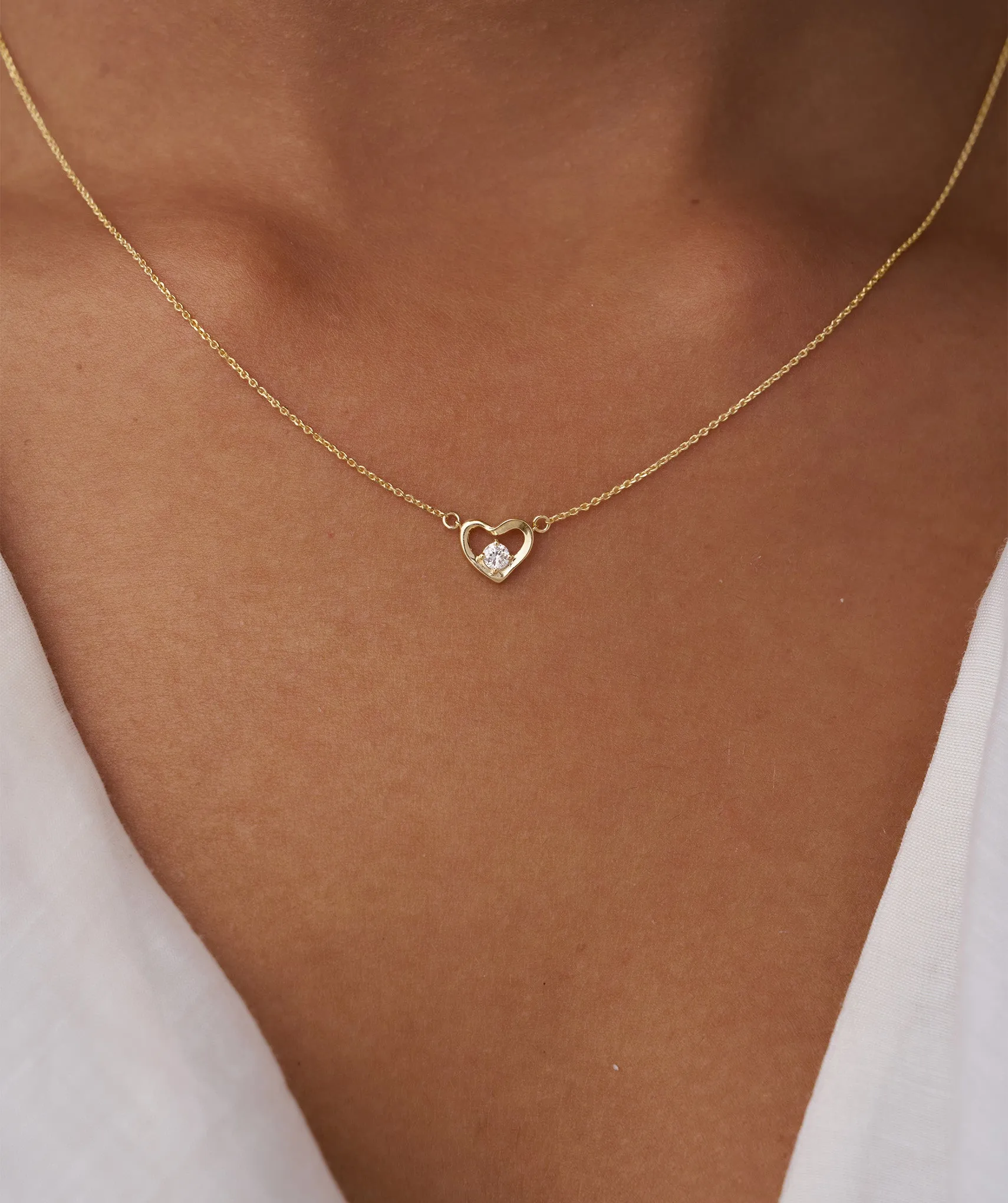 14k Gold Diamond Heart Pendant