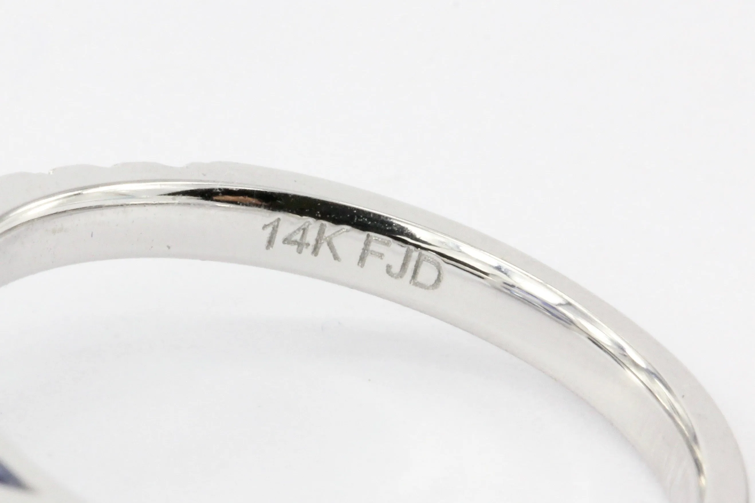 14K White Gold 3.97 Carat Natural Blue Sapphire and Diamond Halo Ring