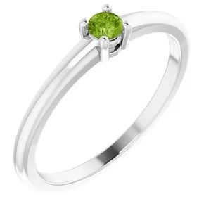 14K White Natural Peridot Ring