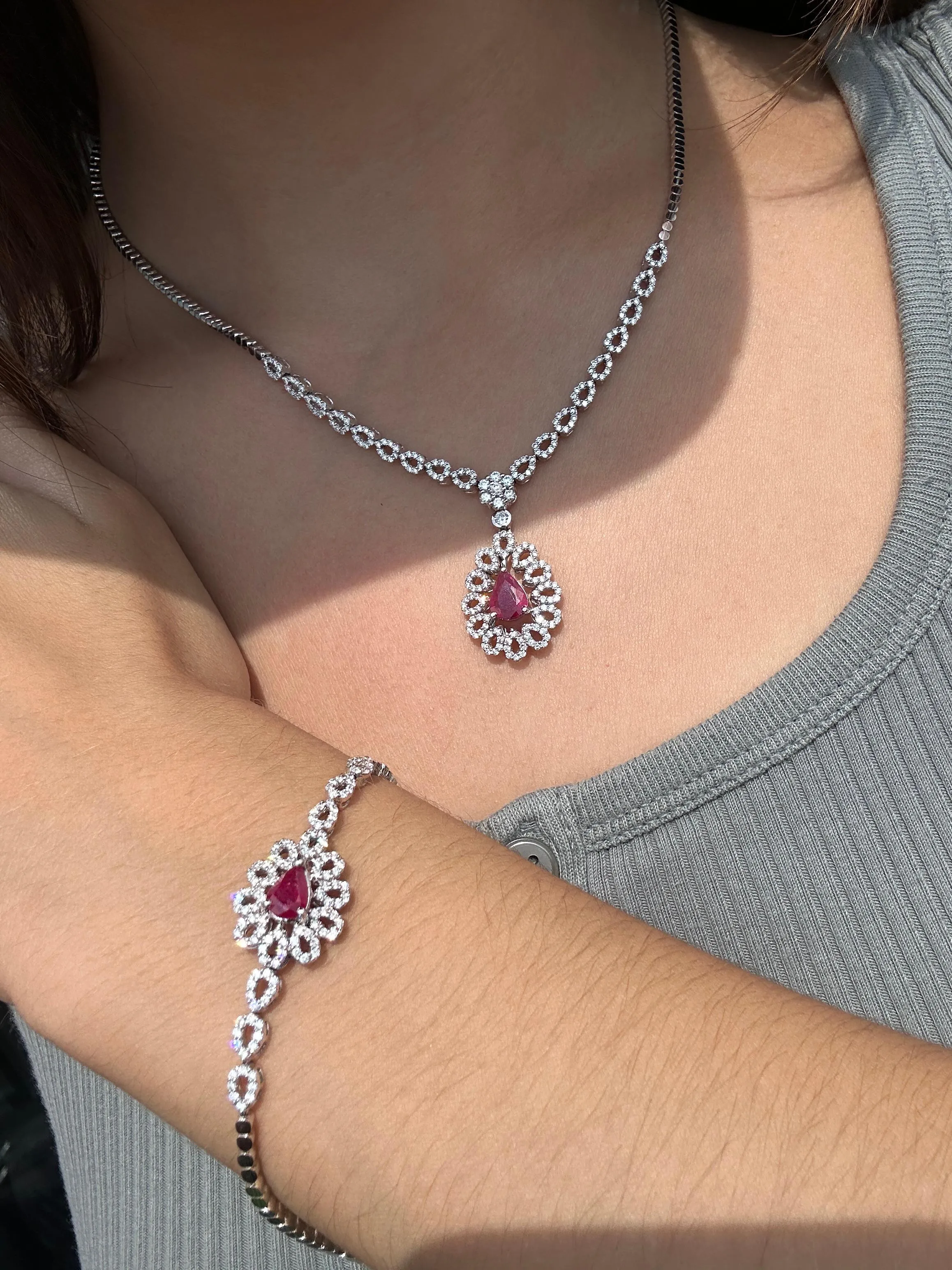 18K White Gold Diamond and Pear Shaped Ruby Bracelet