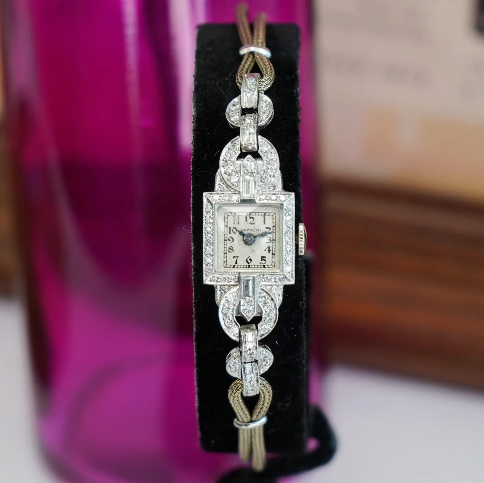 1940 HAMILTON Ladies Watch 17 Jewels Grade 721 Platinum and Diamond Case U.S.A. Wristwatch