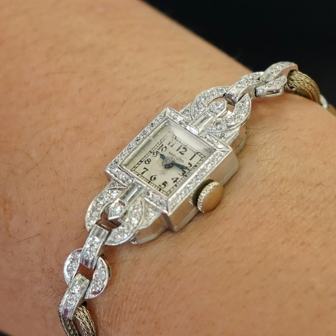 1940 HAMILTON Ladies Watch 17 Jewels Grade 721 Platinum and Diamond Case U.S.A. Wristwatch