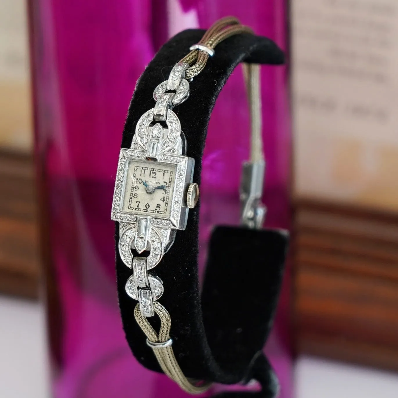 1940 HAMILTON Ladies Watch 17 Jewels Grade 721 Platinum and Diamond Case U.S.A. Wristwatch