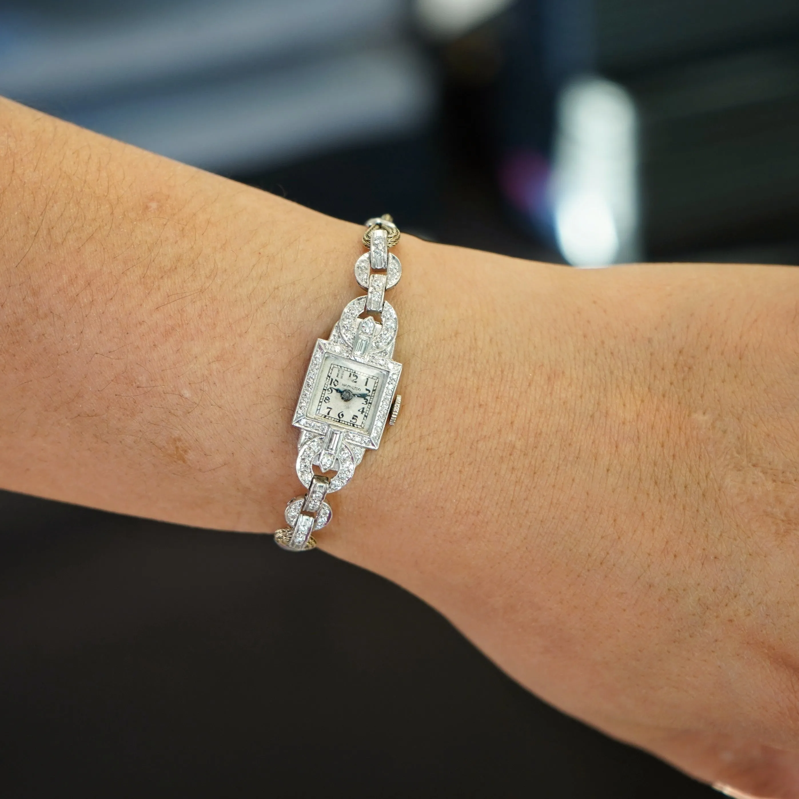 1940 HAMILTON Ladies Watch 17 Jewels Grade 721 Platinum and Diamond Case U.S.A. Wristwatch