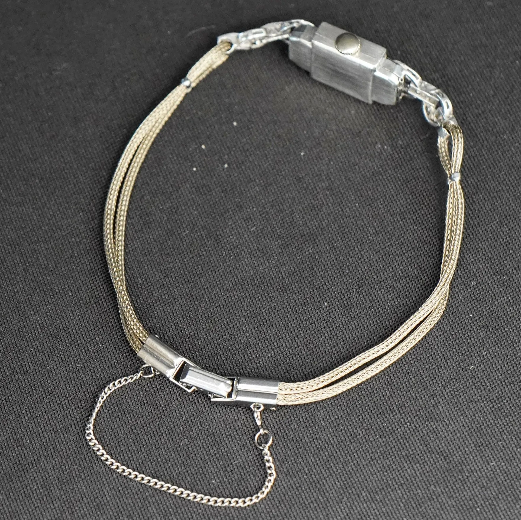 1940 HAMILTON Ladies Watch 17 Jewels Grade 721 Platinum and Diamond Case U.S.A. Wristwatch