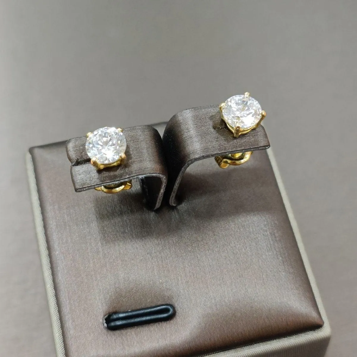 22k / 916 Gold Solitaire Earring Big, Mid-Size and small size by Best Gold Shop
