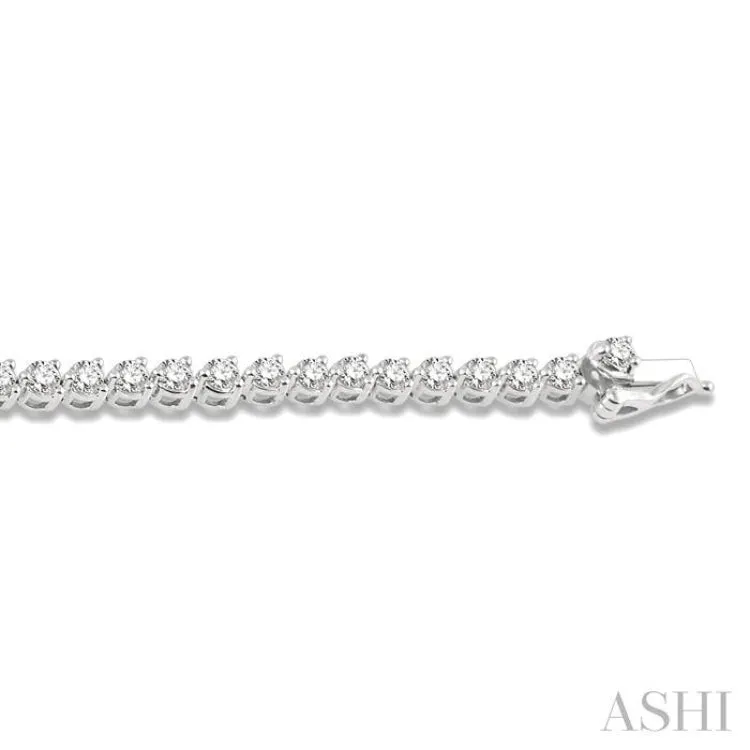 3 ctw Tri-Prong Round Cut Diamond Tennis Bracelet in 14K White Gold