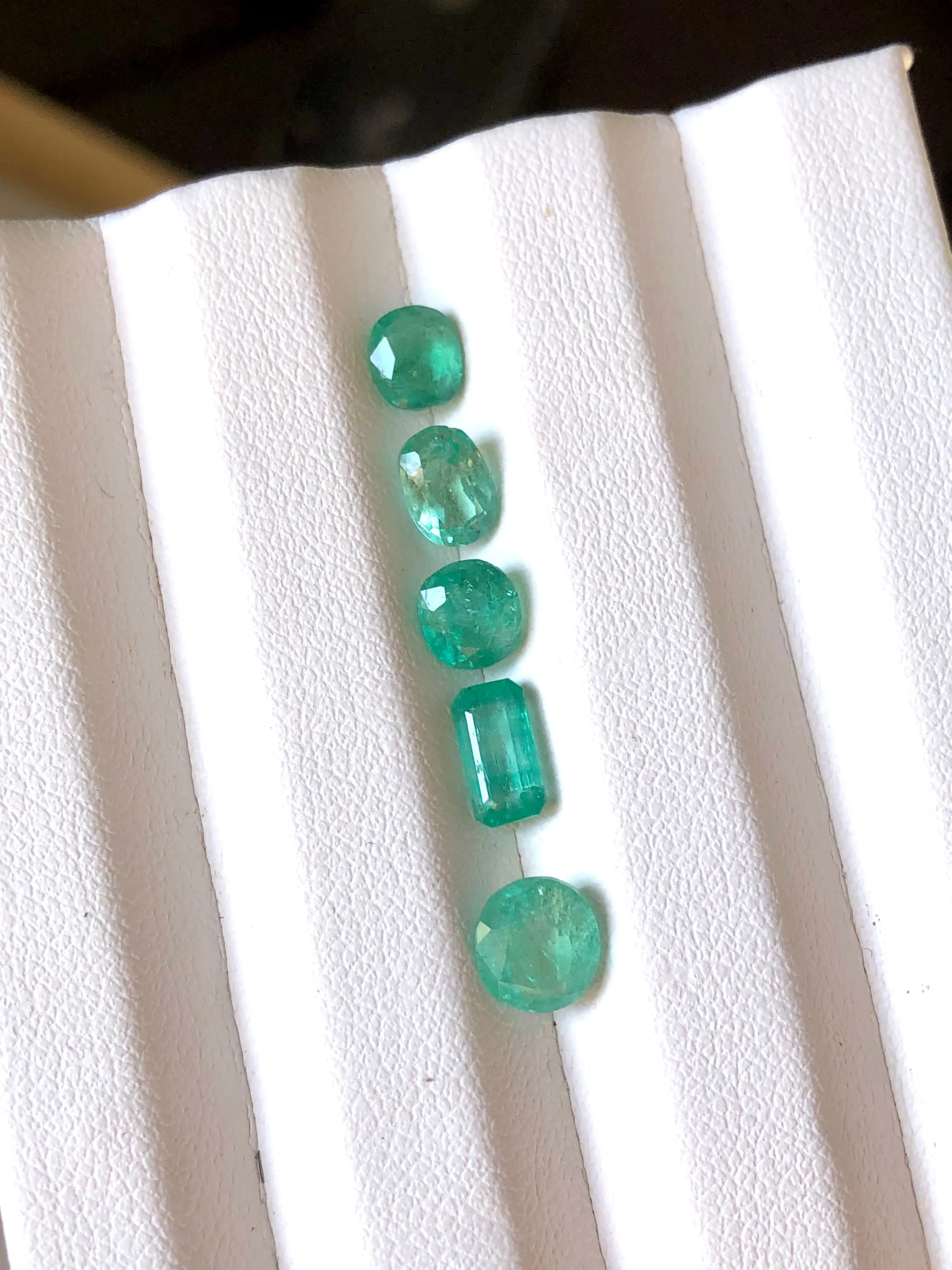 4 carats Light Green Panjshir Emeralds - Oval, Round, Step Cut, Cushion