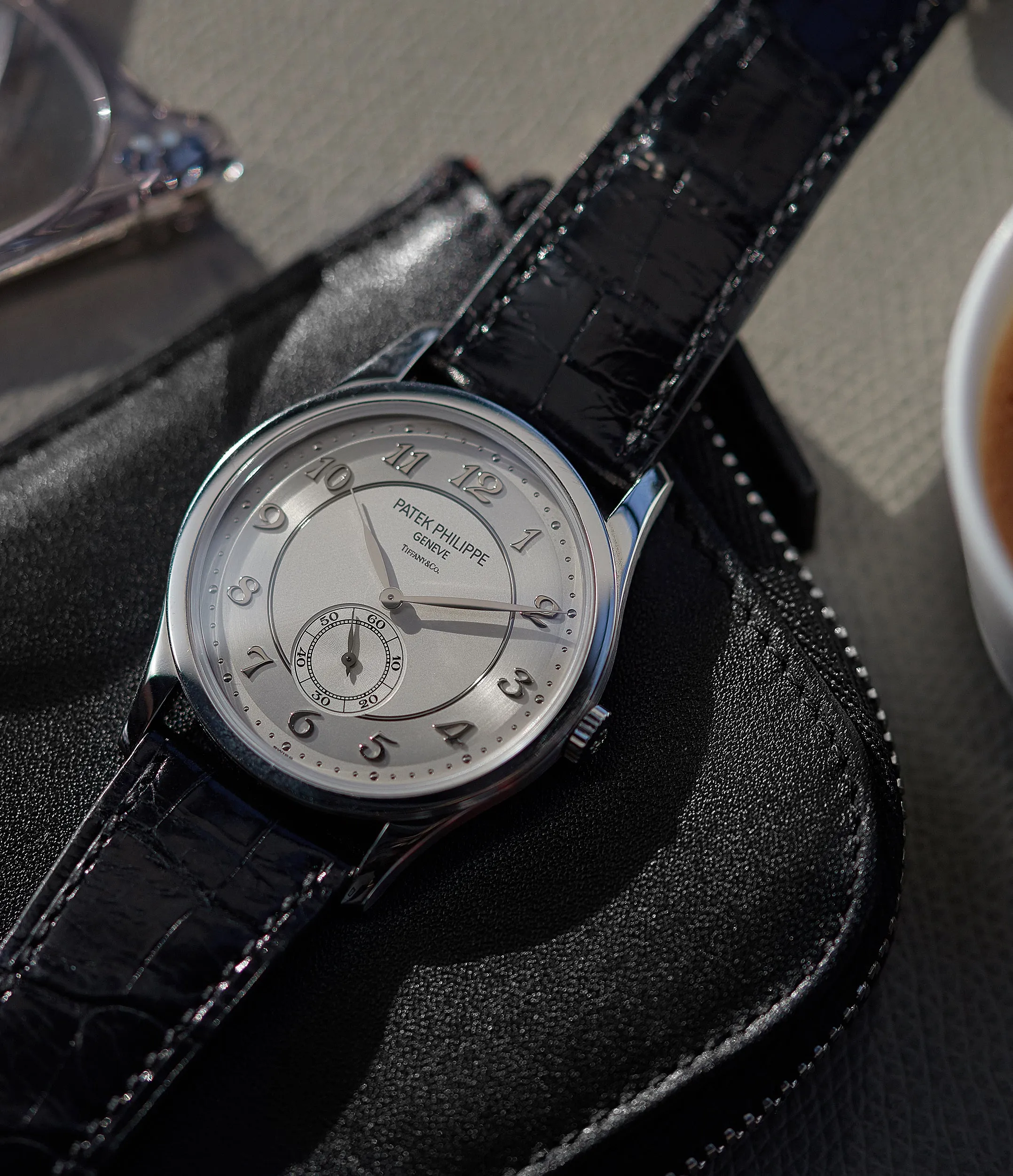 5196P-001 | Tiffany-signed | Platinum
