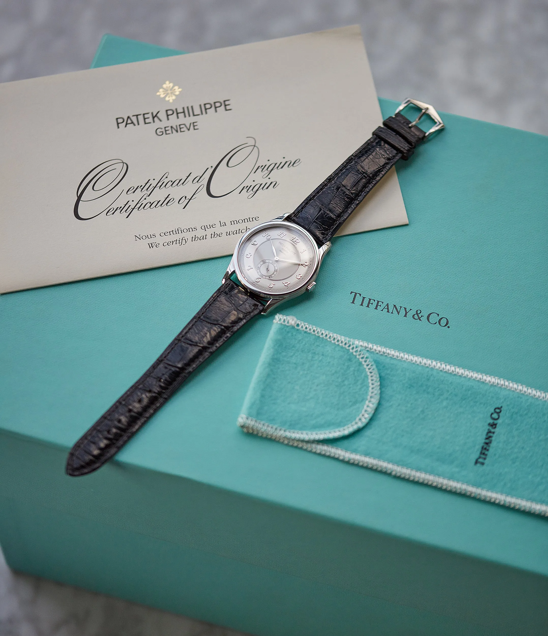 5196P-001 | Tiffany-signed | Platinum