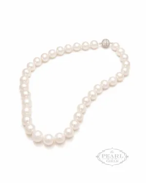 Big Pearl Necklace