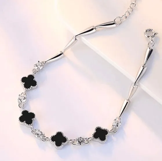 Black Clover Shape Bracelet