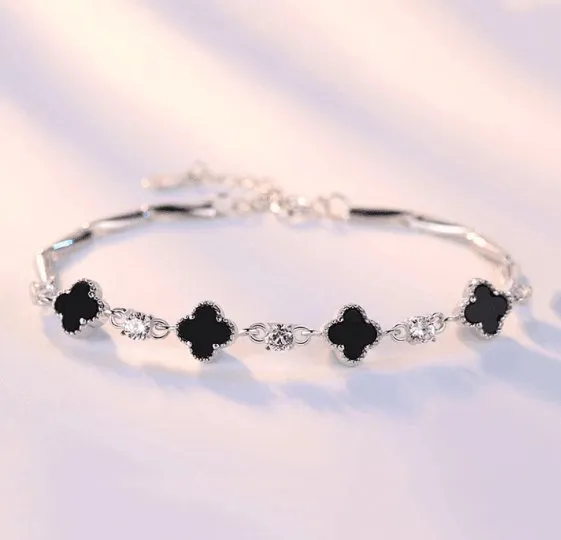 Black Clover Shape Bracelet