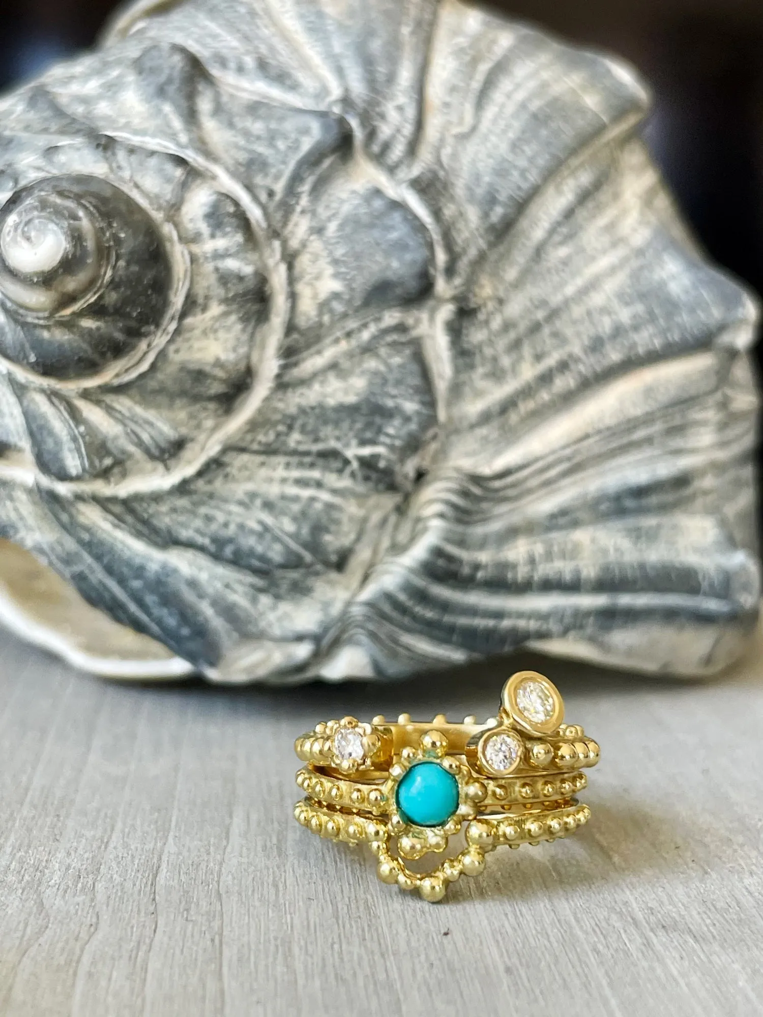 BOHEME BUBBLE EMERALD RING