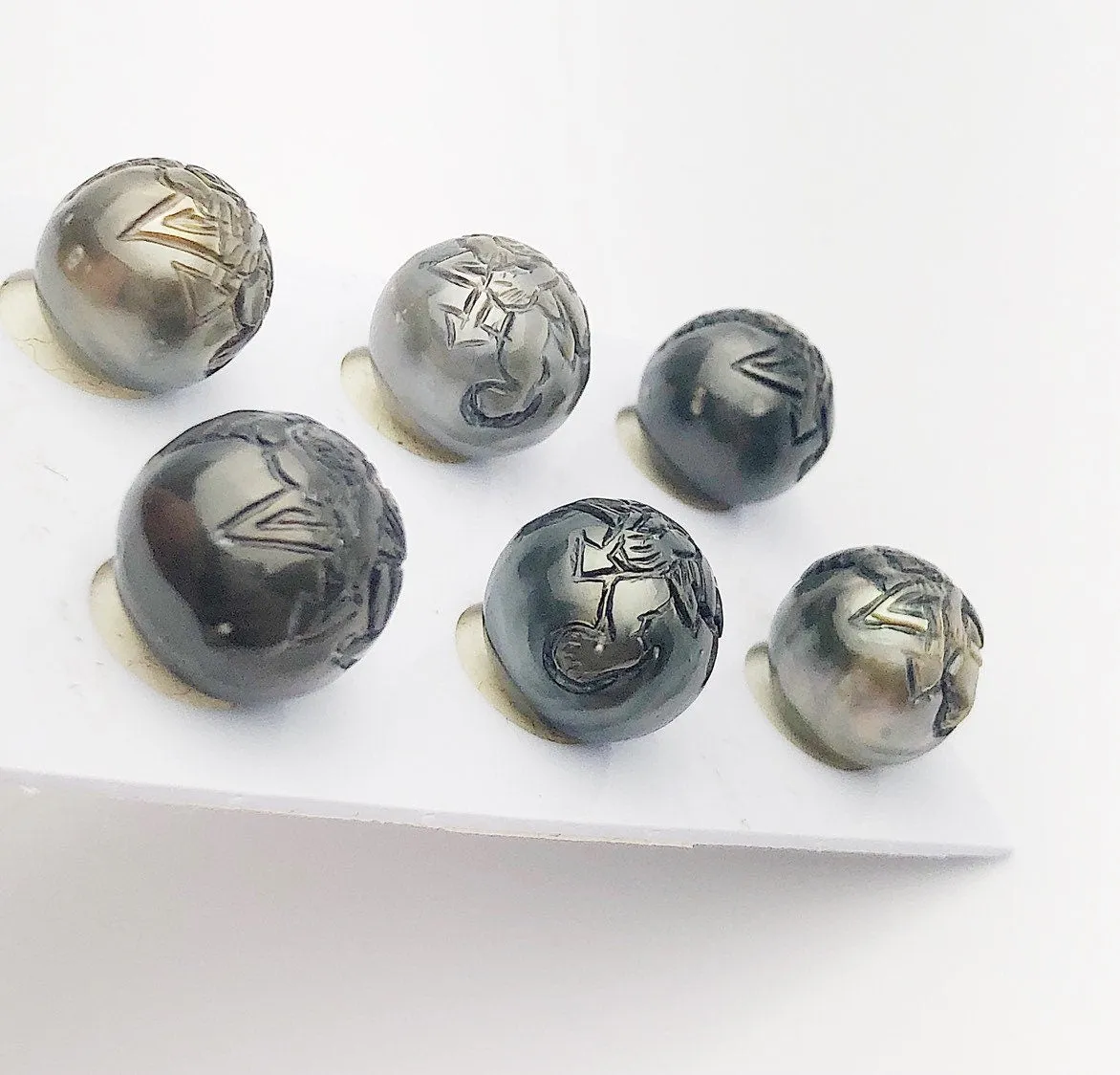 Carved Cupid Tahitian Pearl 12-14mm (756)