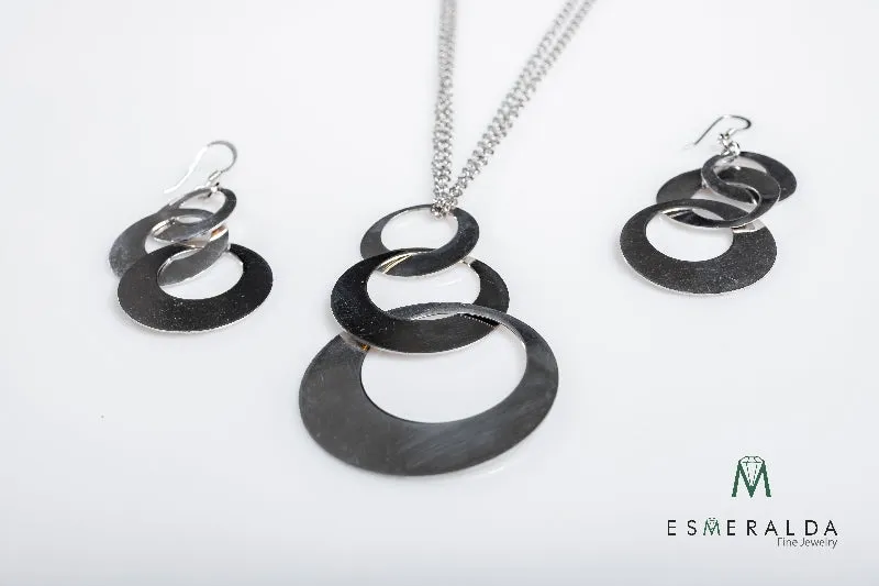 Circle of Life Design Necklace & Earring Set