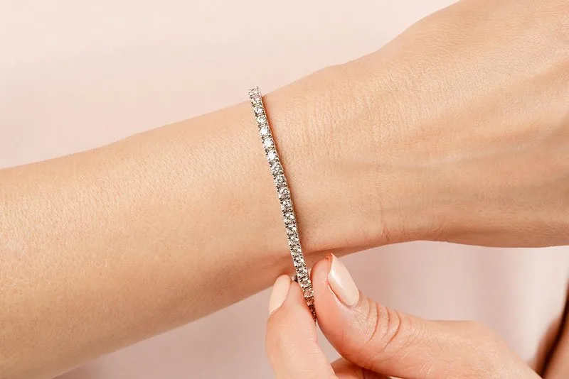 Classic 4 Prong Lab-Grown Diamond Tennis Bracelet with 21.56 ct.(finished) 5.8mm