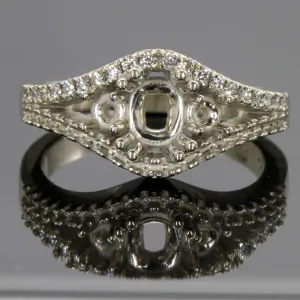 Custom Ring Emerald Gerth