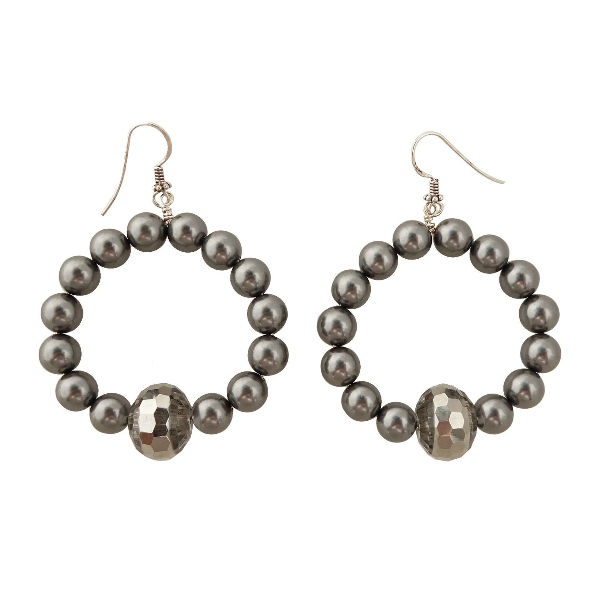 Dark gray pearl circle earrings