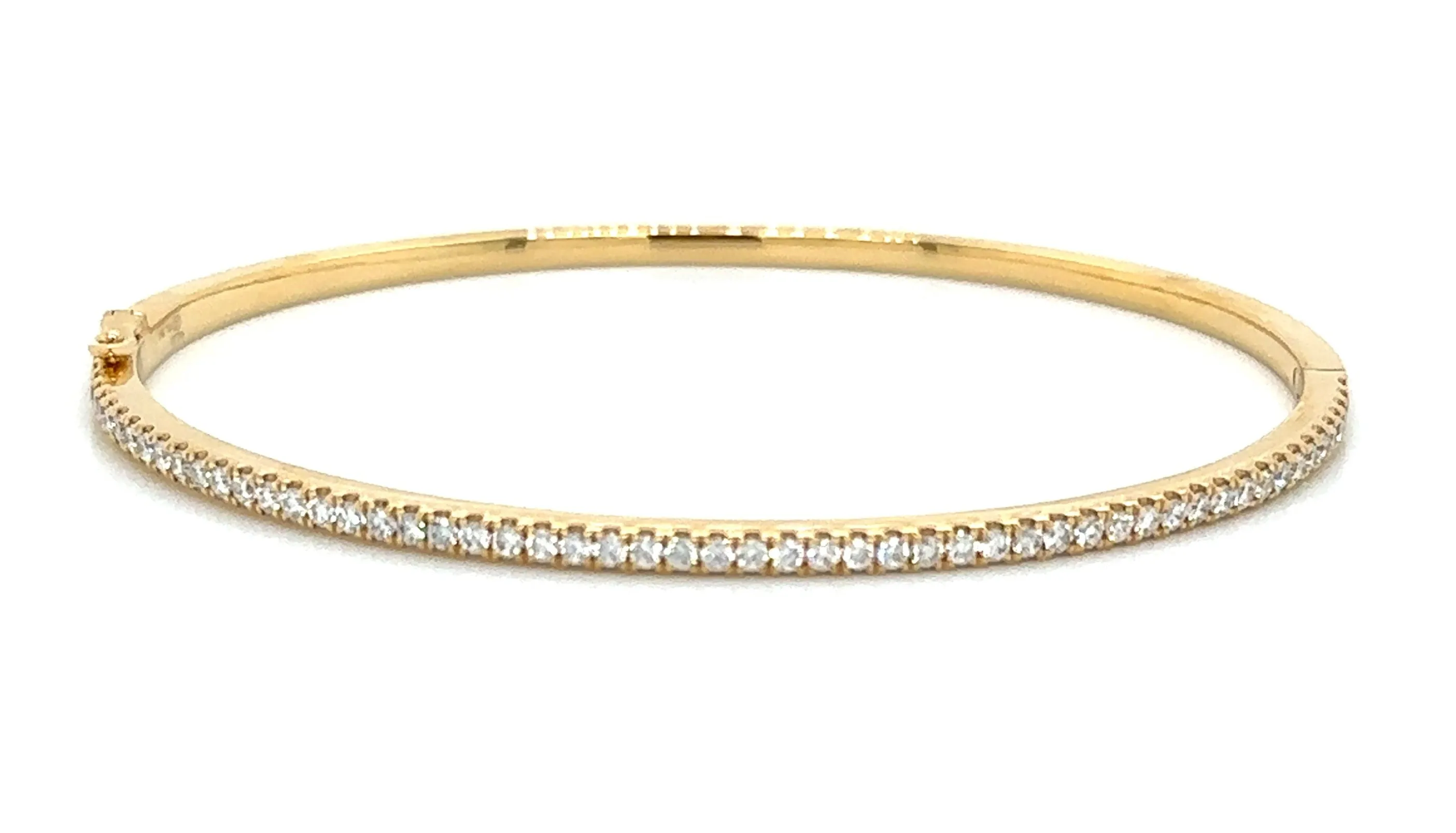 Diamond Oval Shape Bangle Bracelet 0.67ct tw