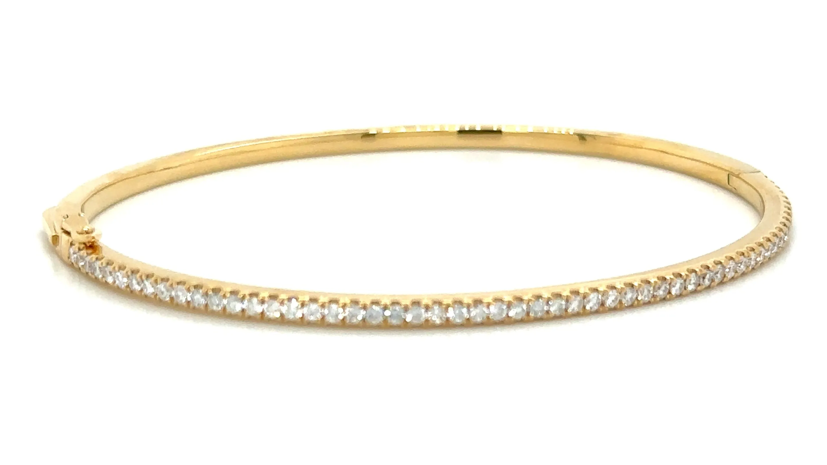 Diamond Oval Shape Bangle Bracelet 0.67ct tw