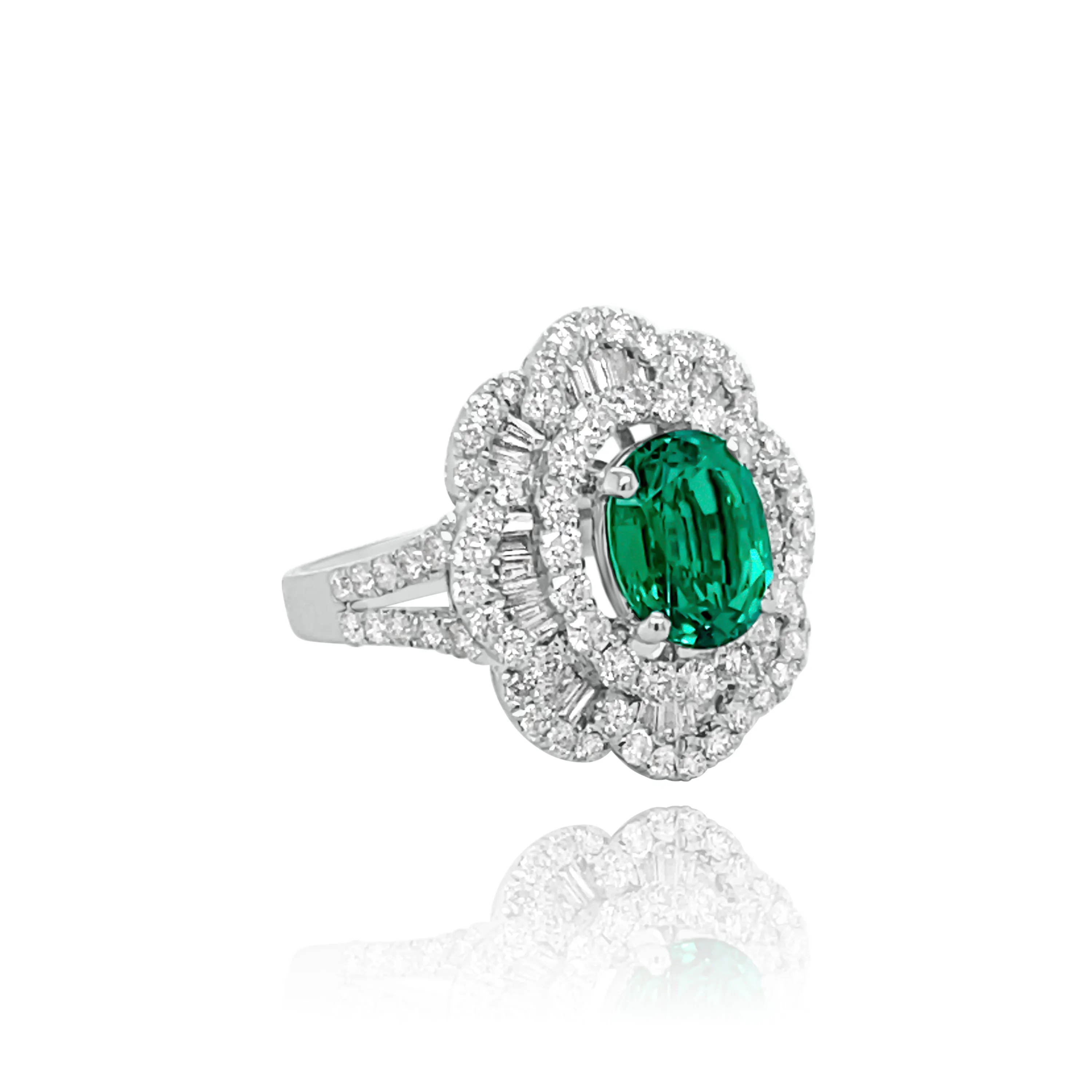 DIAMONDS & EMERALDS "NICE" RING.