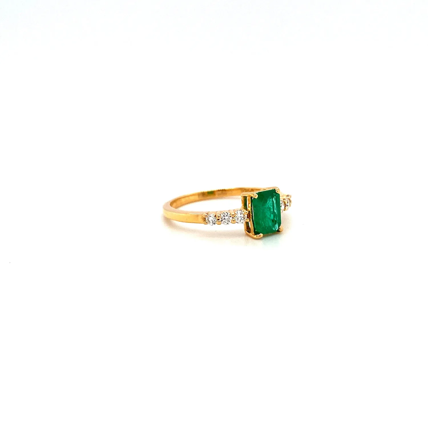 Emerald and Diamond Ring in 18K Yellow Gold - KGR 15699