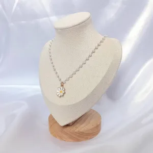 Faux Pearl Daisy Necklace - Pearl Jewellery,Flower Necklaces In The UK,Bead Necklace,Classy Necklace,Cute Necklace, Daisy Jewelley In The UK