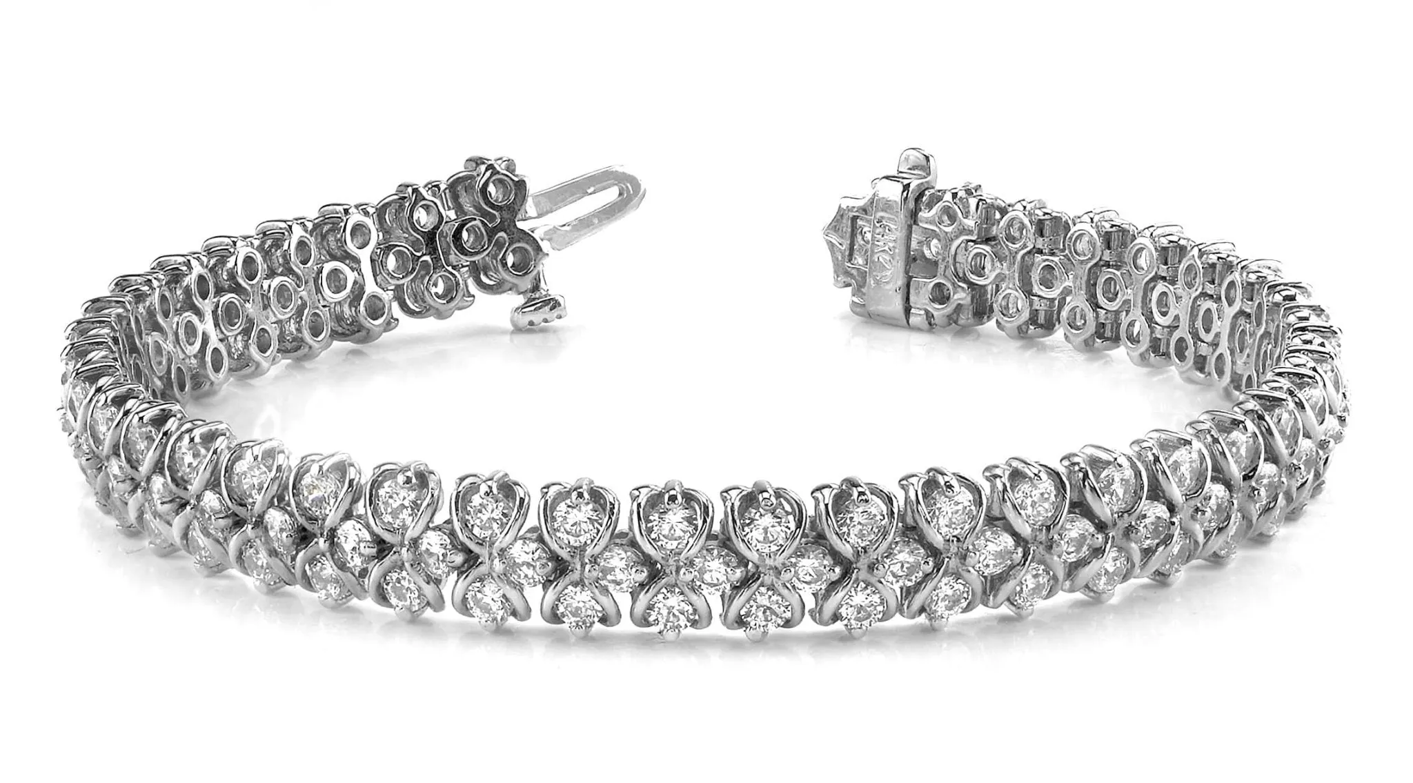 Figure Eight Diamond Link Diamond Bracelet with 4.05 ct.(finished) 1.75mm