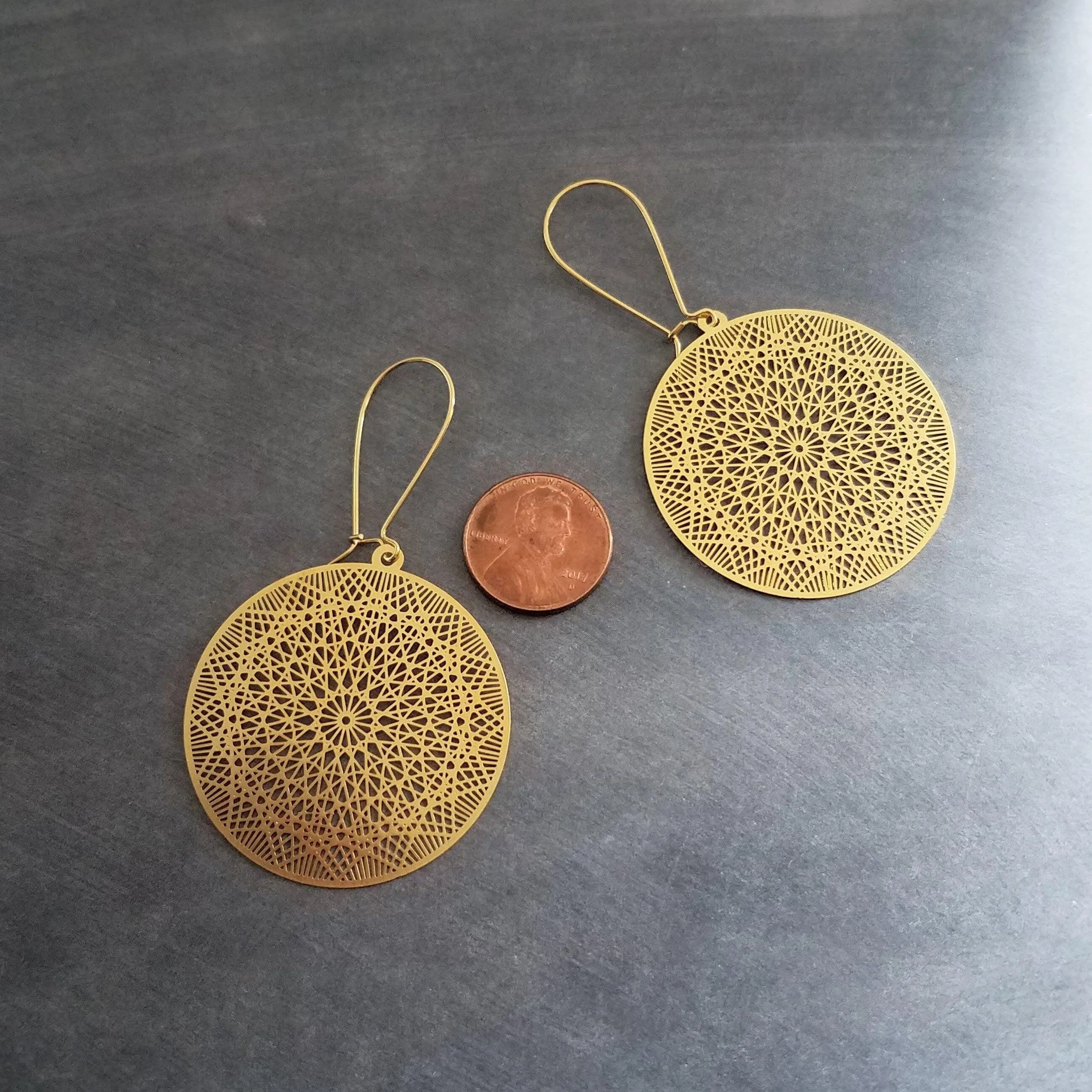 Gold Dreamcatcher Earrings, gold spiderweb earrings, spider web earring, dream catcher earring, gold filigree earrings, intricate cut out