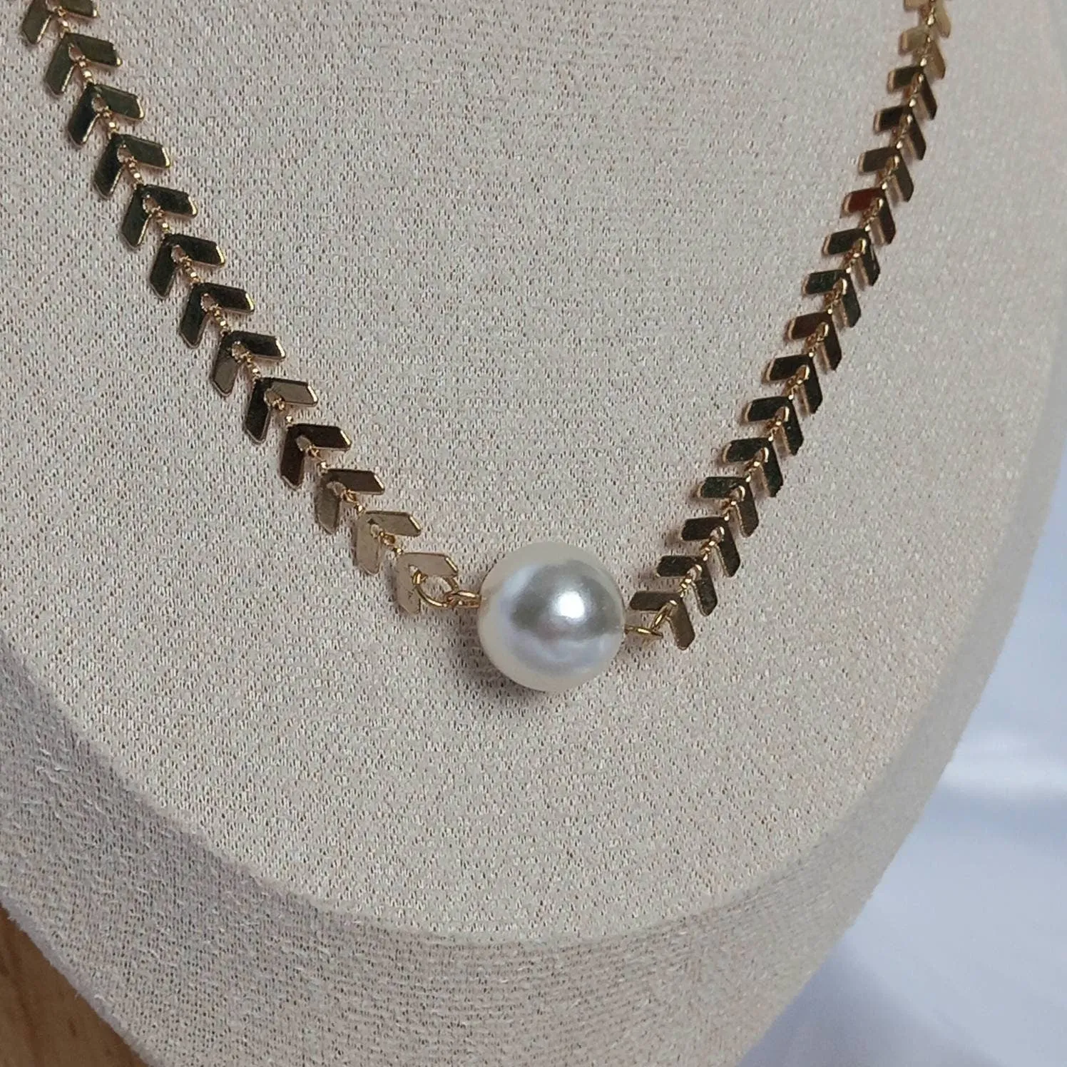 Gold Pearl Choker Necklace - Gold Necklaces,Beaded Pearl Necklace,Pearl Jewellery,Gold Jewellery In The UK,Gold Choker Necklaces In The UK
