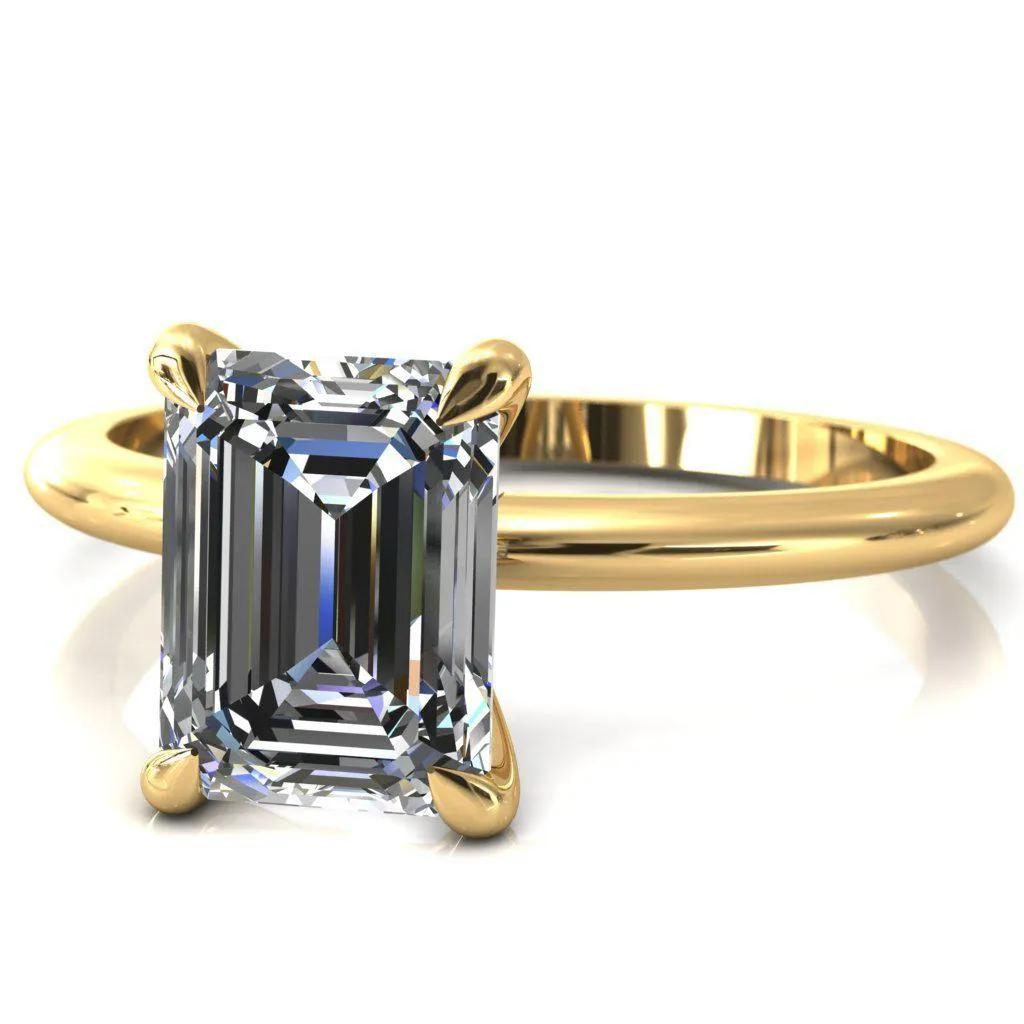 Gracey Emerald Center Stone 4-Claw Prong Engagement Ring