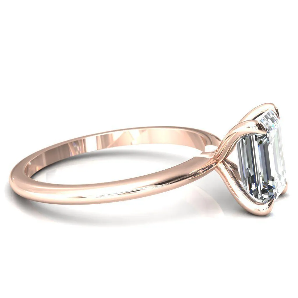 Gracey Emerald Center Stone 4-Claw Prong Engagement Ring