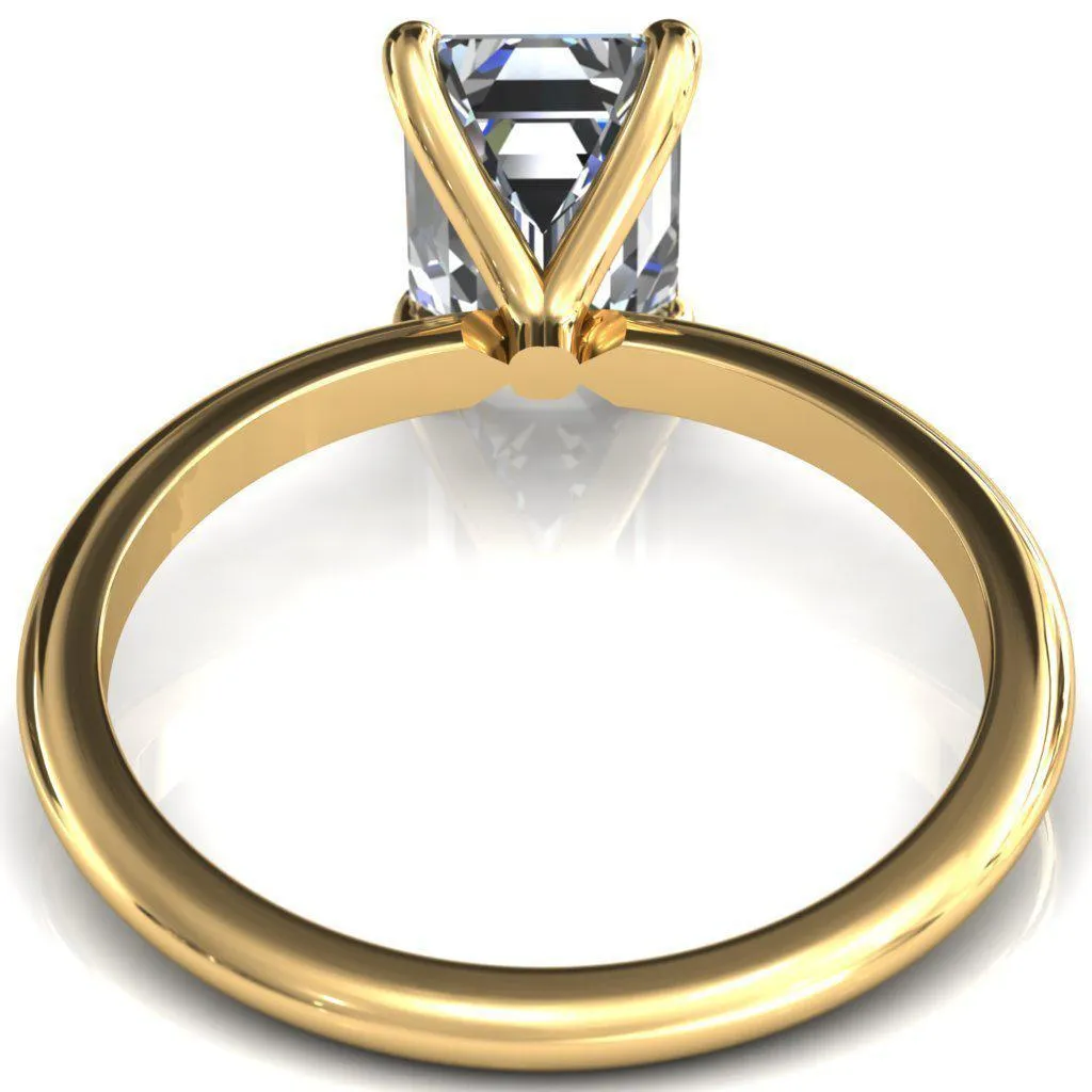 Gracey Emerald Center Stone 4-Claw Prong Engagement Ring