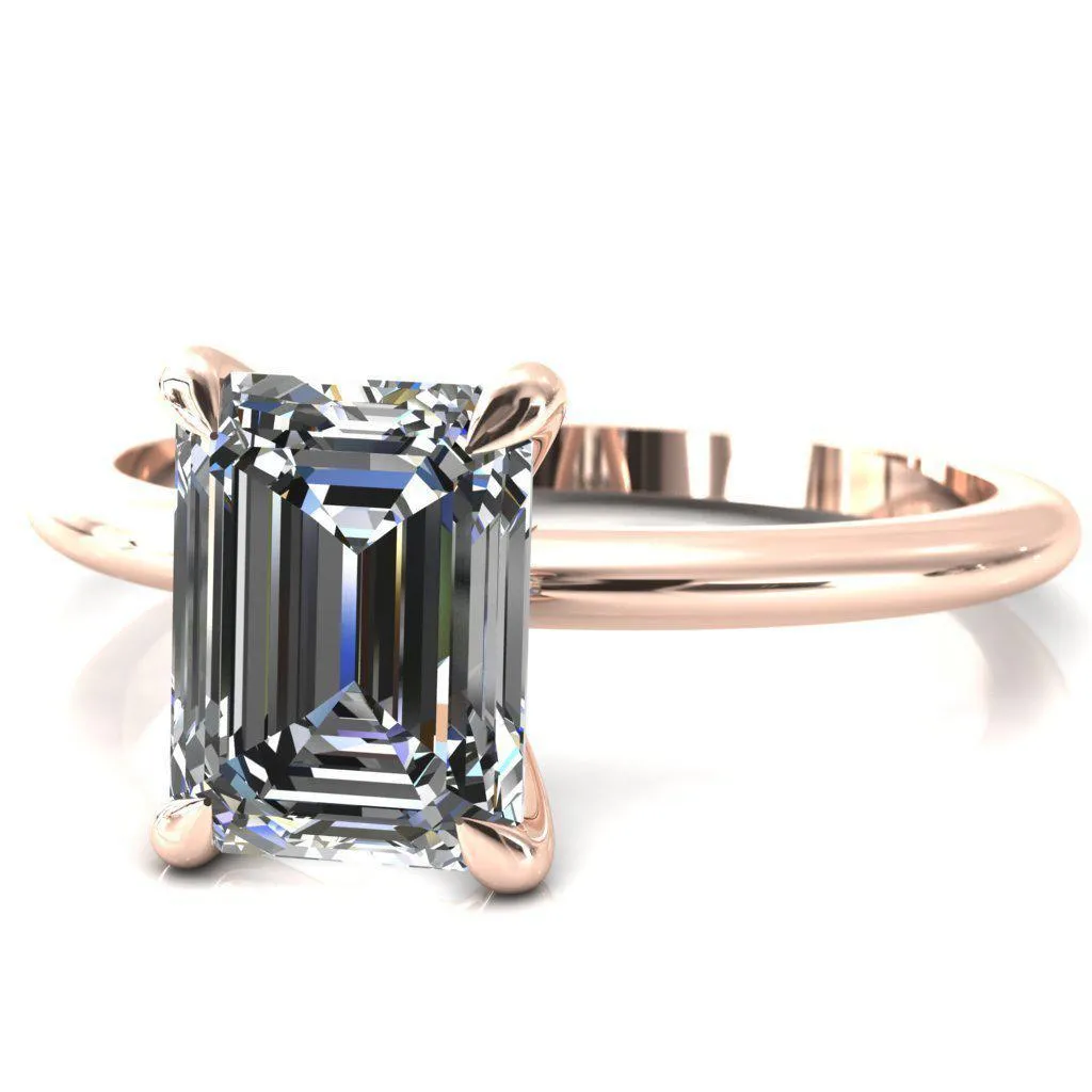 Gracey Emerald Center Stone 4-Claw Prong Engagement Ring