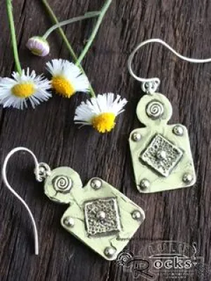 Handcrafted Silver Dangle Earings