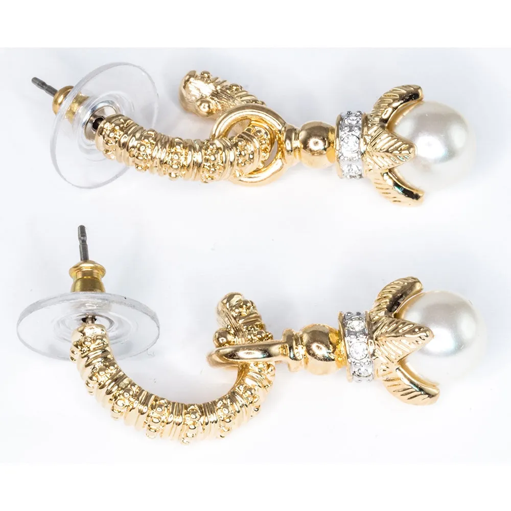 Hooped Earrings with Cream Faux Pearl