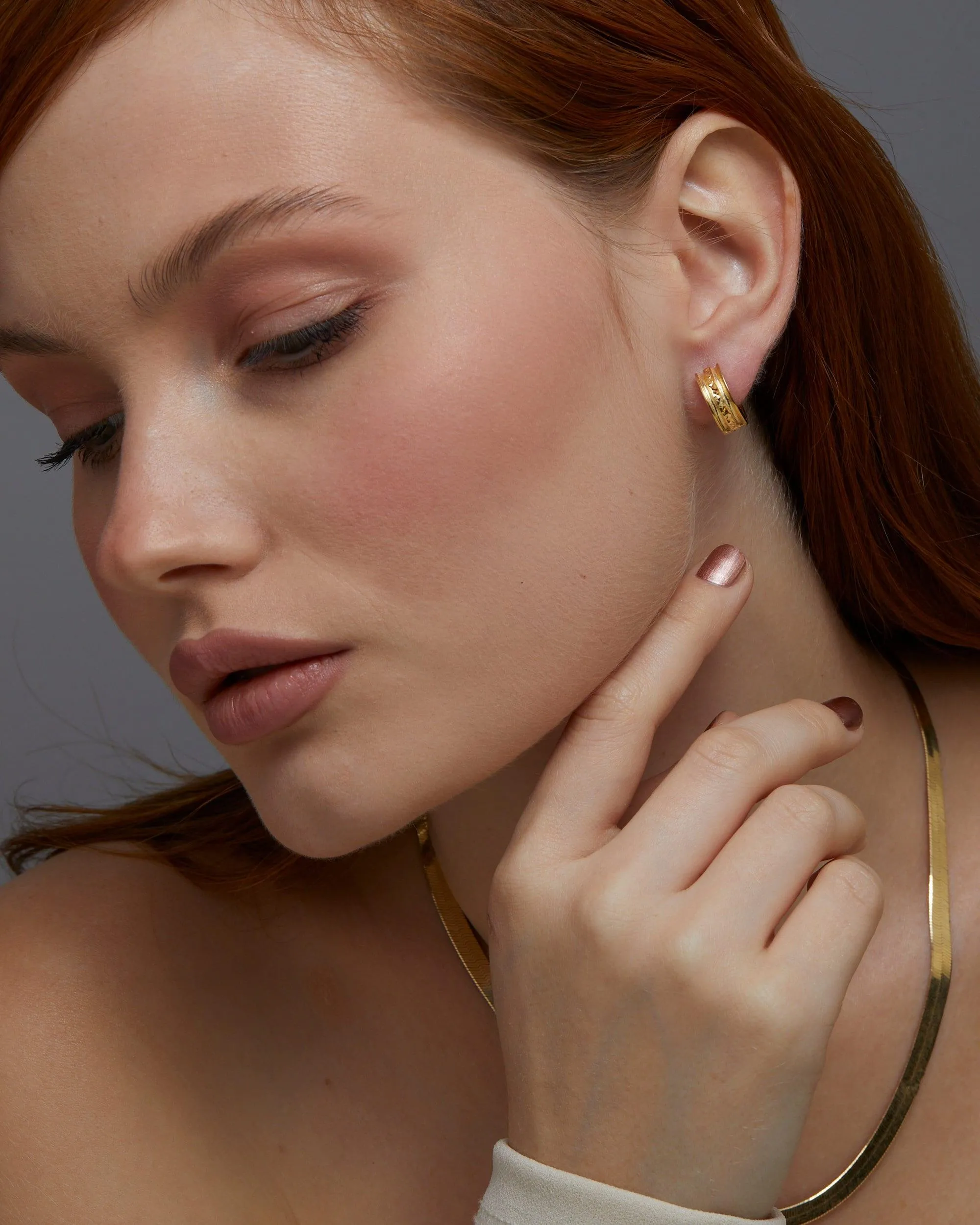 Huggie Hoop Earrings - 18K Gold Vermeil