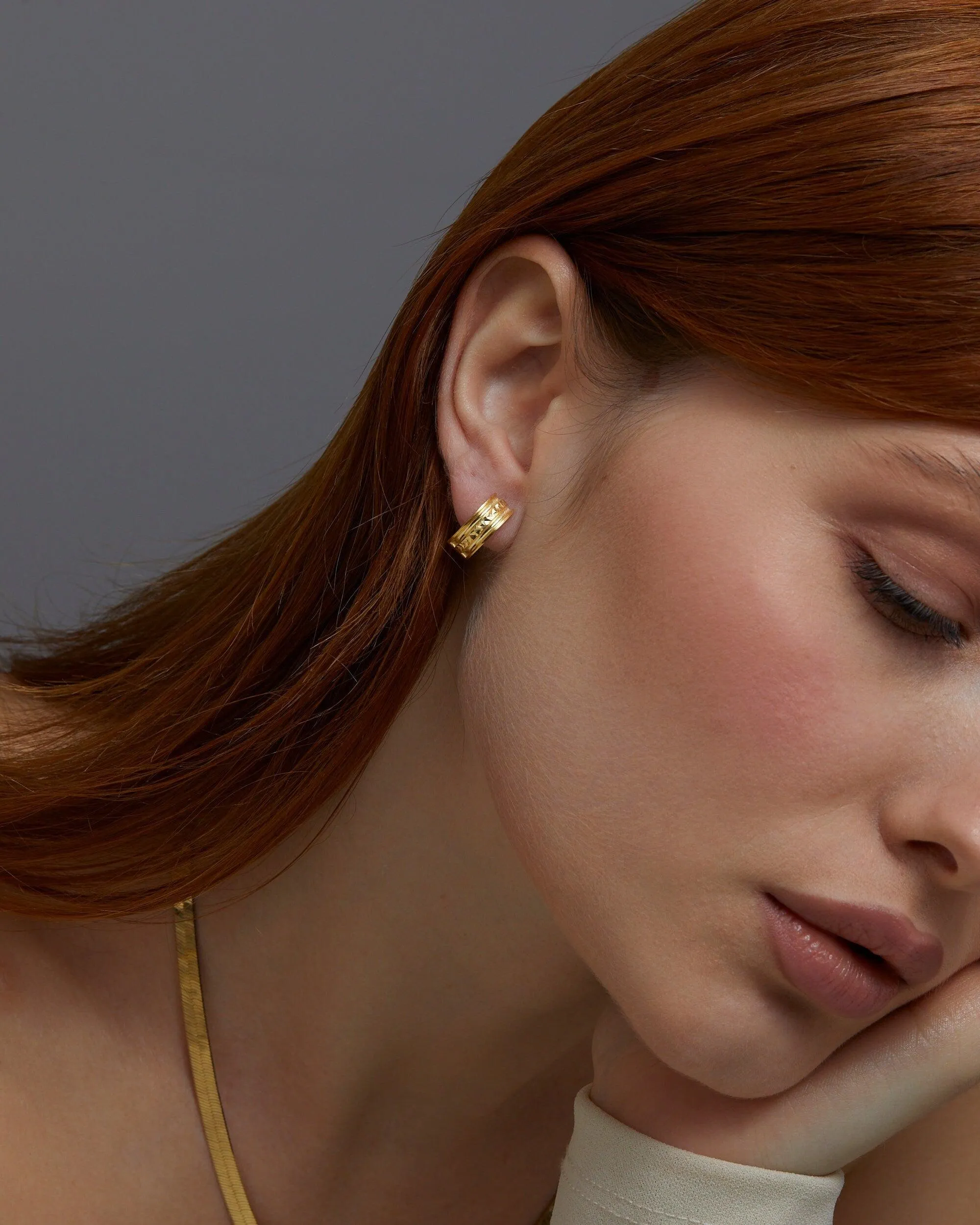 Huggie Hoop Earrings - 18K Gold Vermeil
