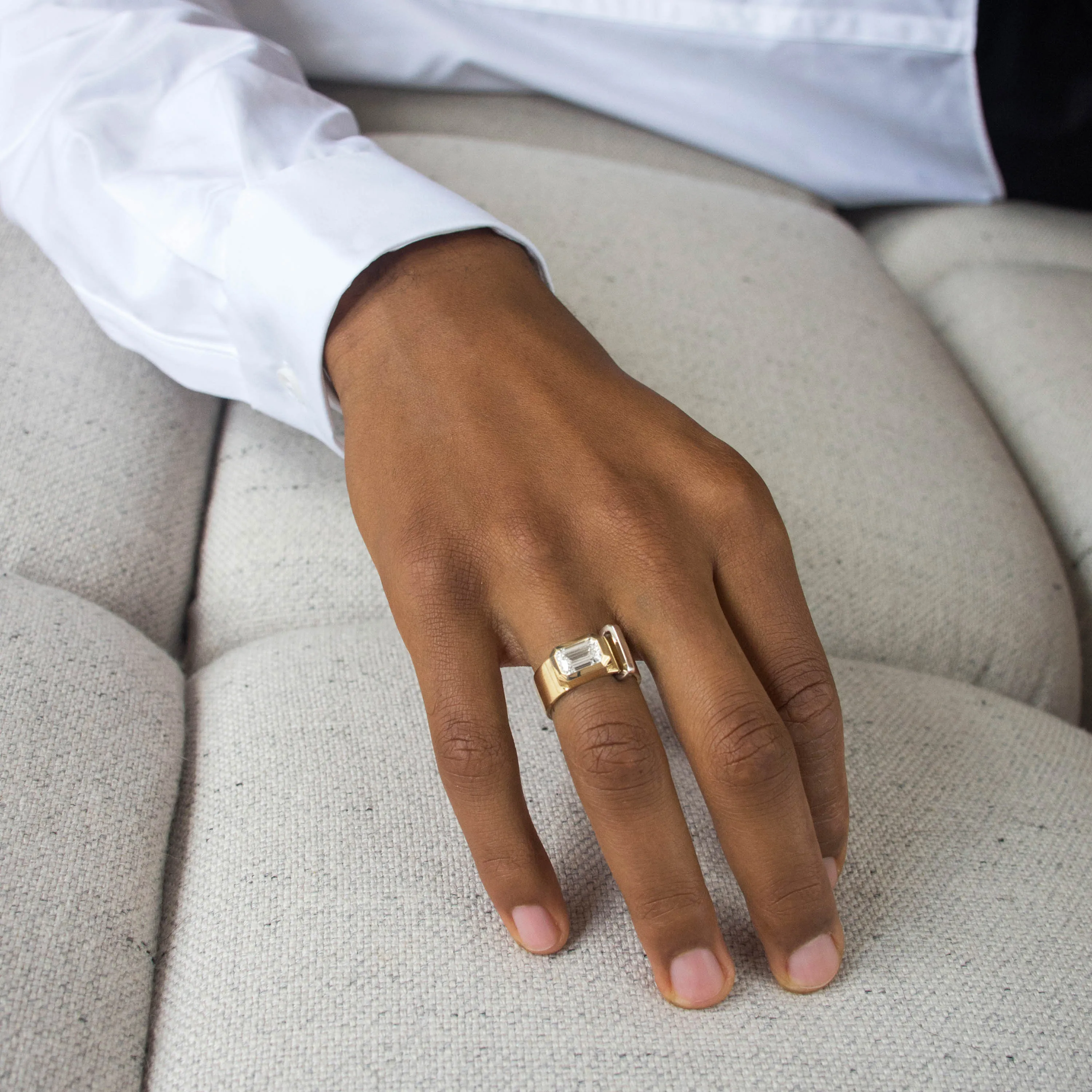 JOON Bezel Set Emerald Band