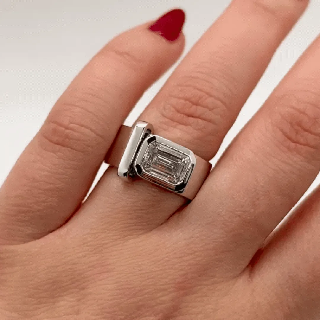JOON Bezel Set Emerald Band