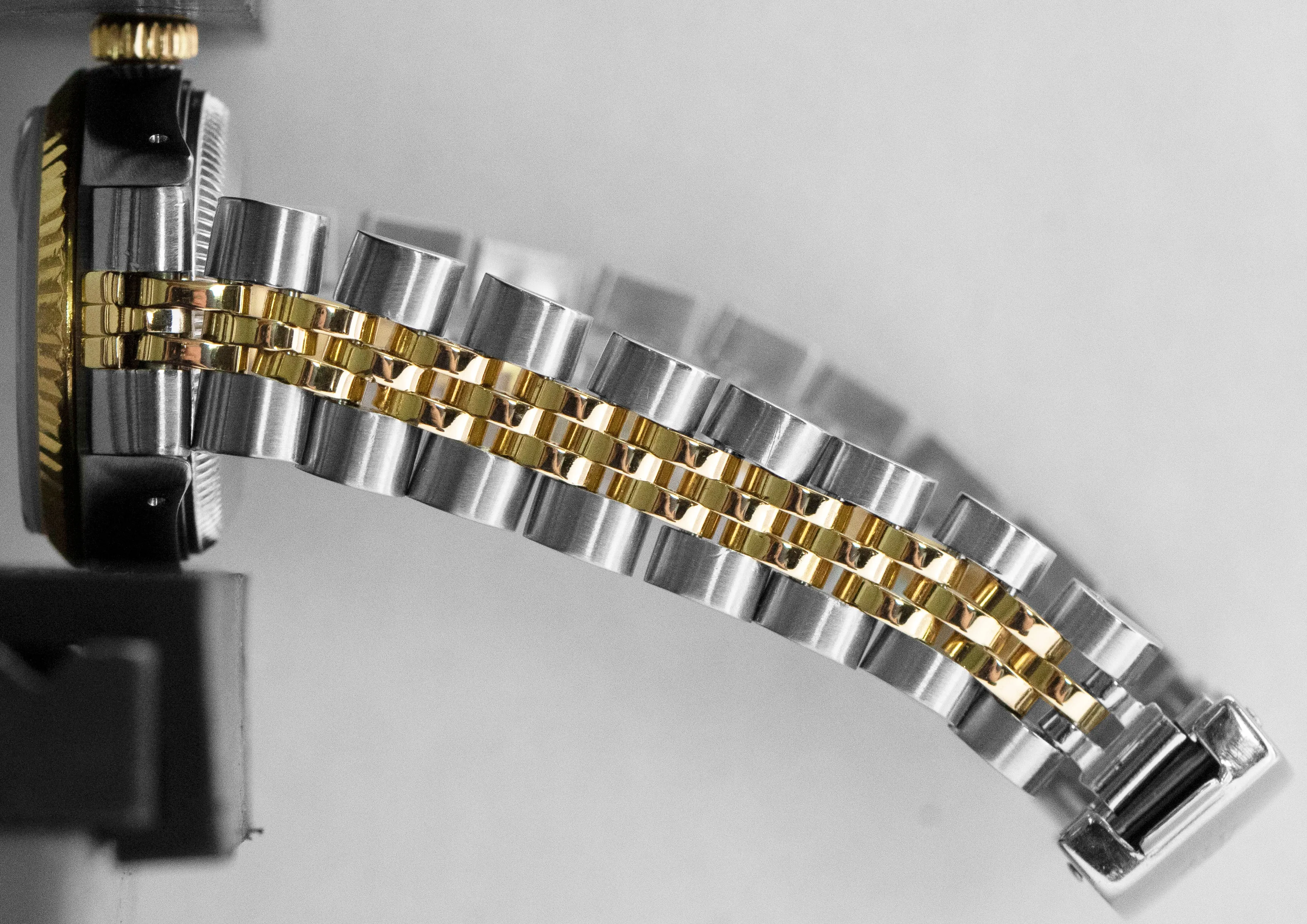 Ladies Rolex DateJust Two-Tone 18K Yellow Gold Stainless Black 26mm Watch 69173