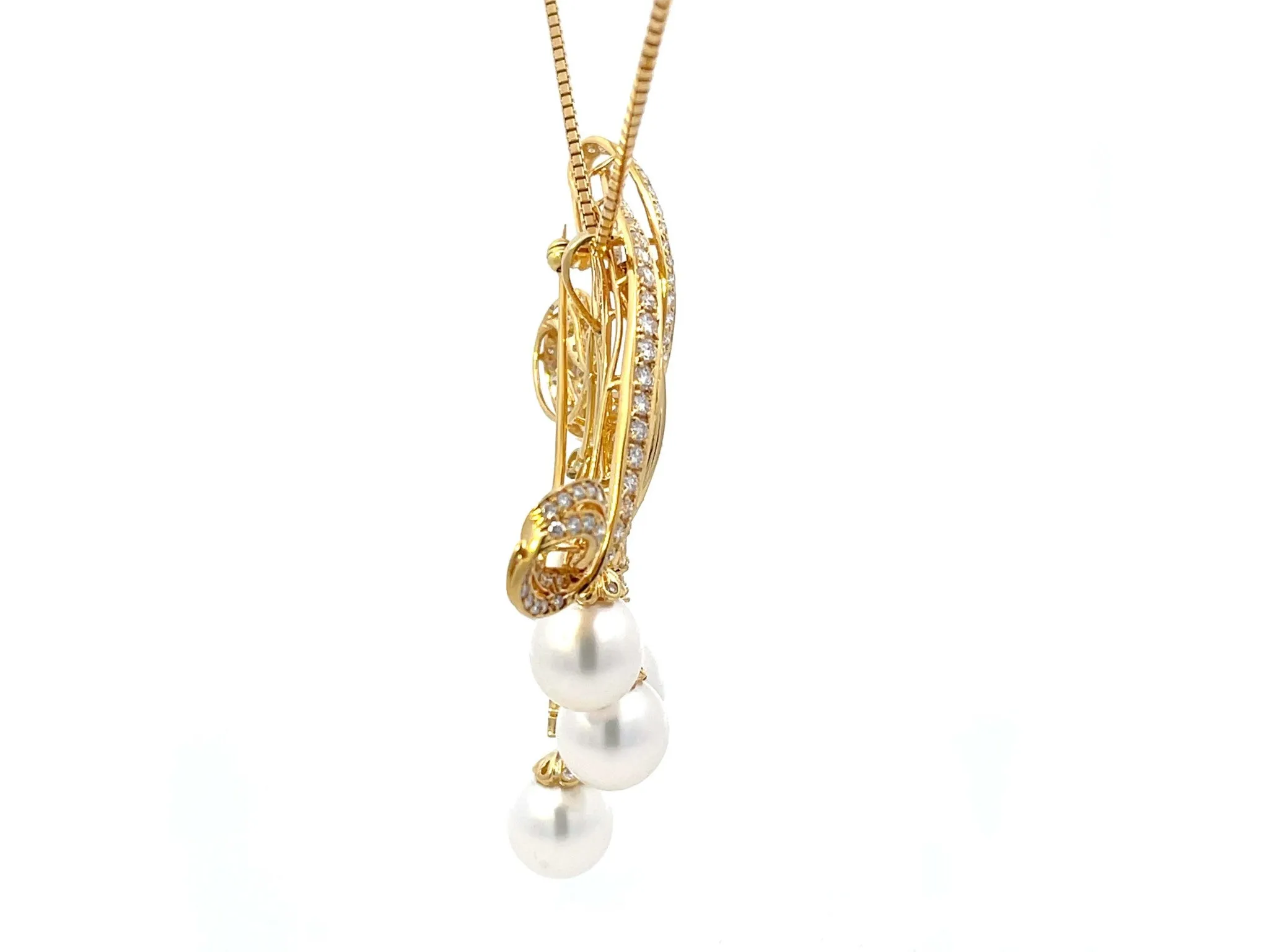 Large Diamond and Pearl Necklace in 18k Yellow Gold