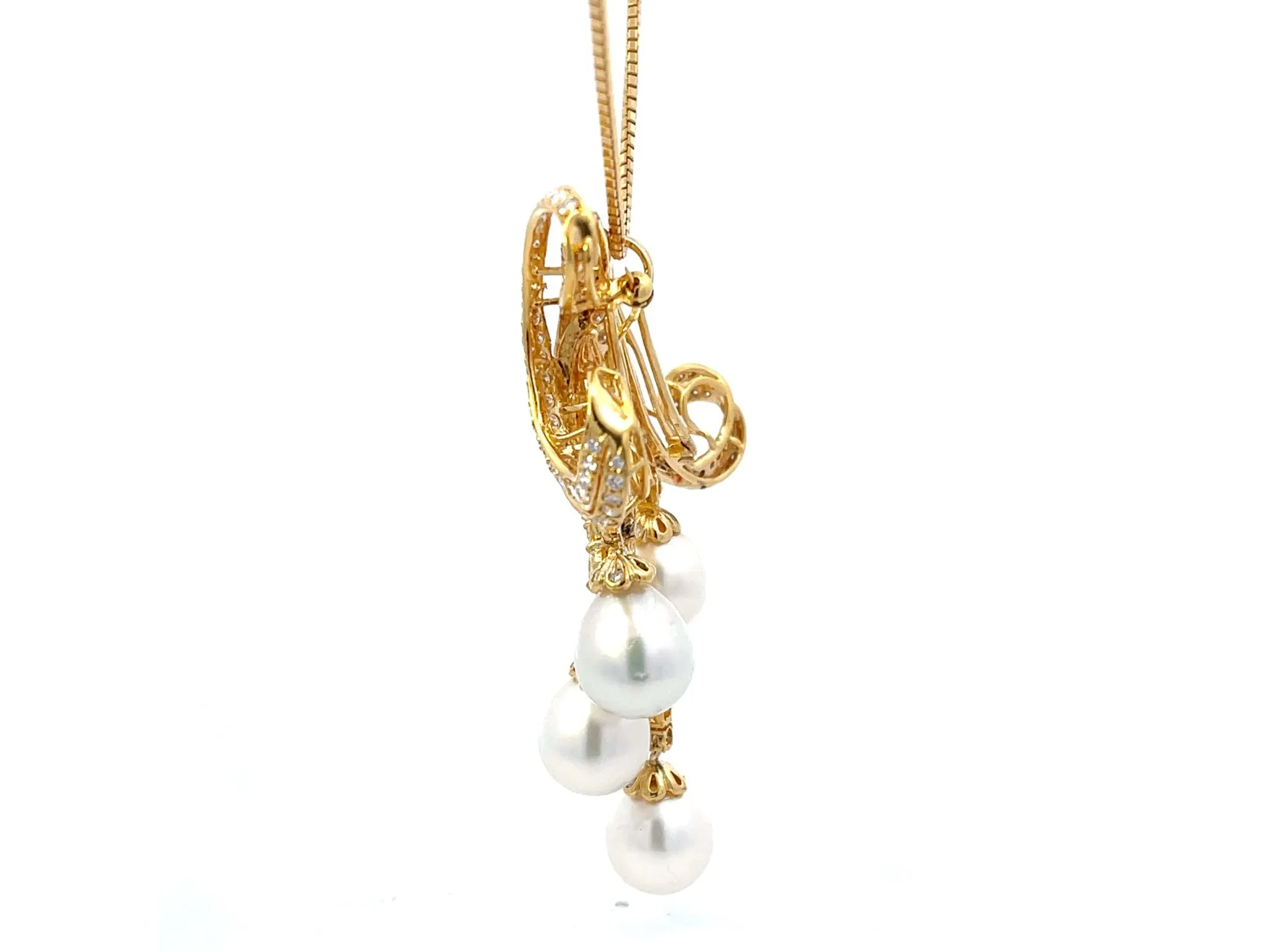 Large Diamond and Pearl Necklace in 18k Yellow Gold