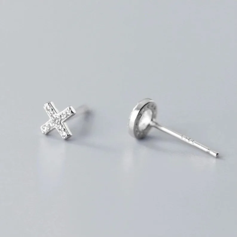 Letter X&O Asymmetry Studs Earrings
