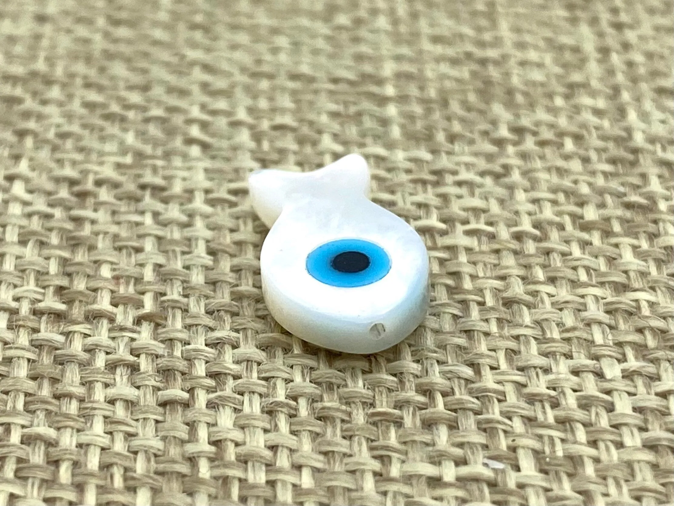 Mother Of Pearls Blue Eye Fish Beads, Mother Of Pearl Beads, Evil Eye Beads, Sku#M10